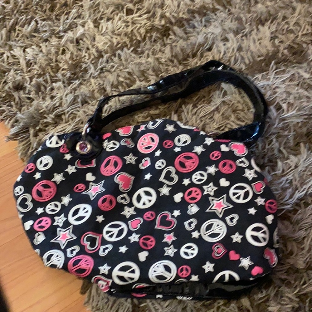 A peace purse